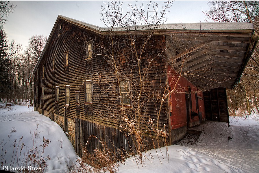 App's Mill was built in 1841, it was actively operated until 1954. At that time Hurricane Hazel washed out the dam which supplied the mill with water and it was abandoned. It is near Brantford. App's Mill was built in 1841, it was actively operated until 1954. At that time Hurricane Hazel washed out the dam which supplied the mill with water and it was abandoned. It is near Brantford.